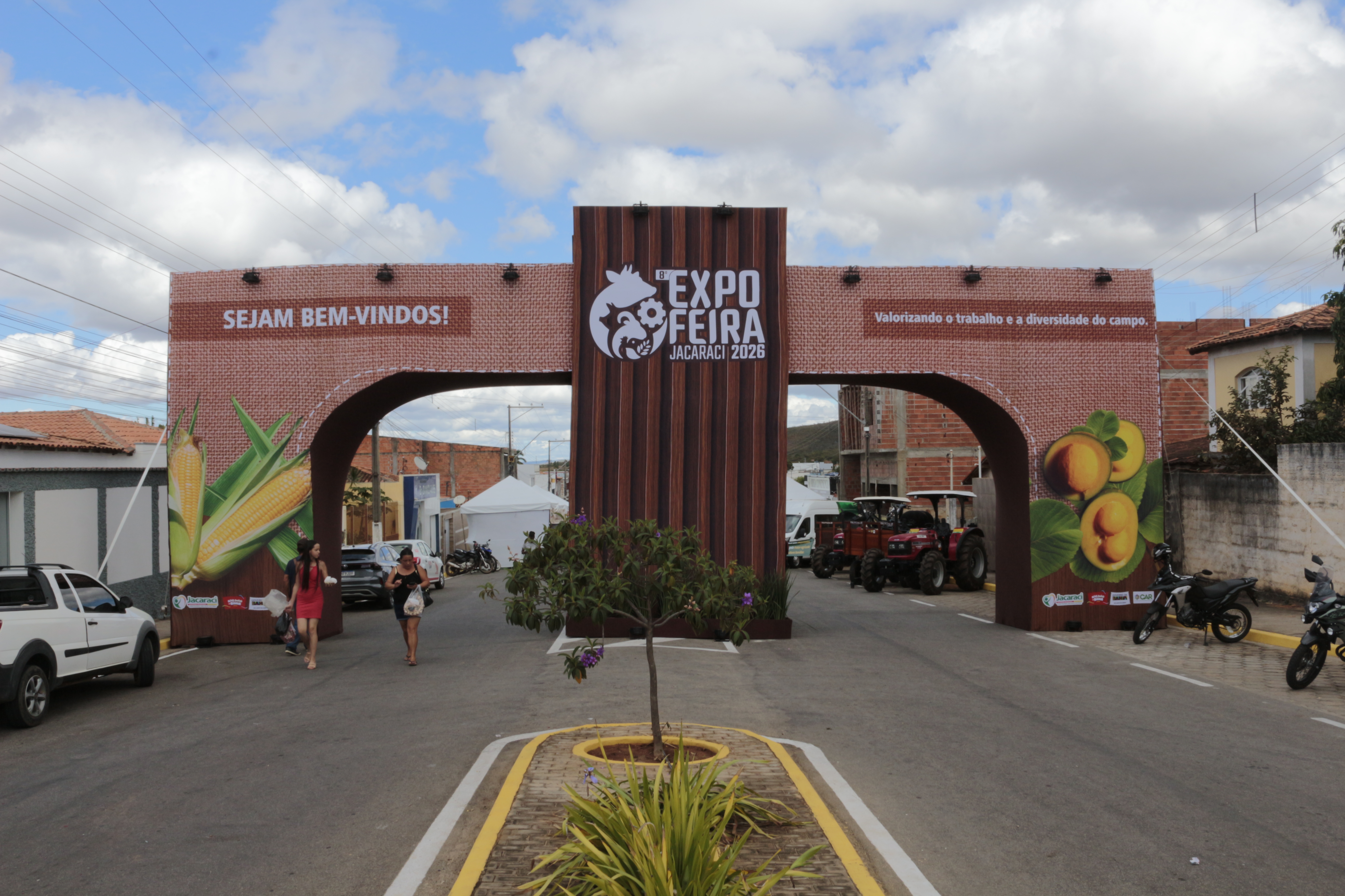 EXPOFEIRA DE JACARACI ENCERRA MAIS UMA EDIÇÃO COM GRANDE SUCESSO E CONSOLIDA O MUNICÍPIO COMO REFERÊNCIA NO AGRONEGÓCIO REGIONAL